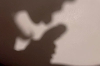 Sexo gay com funcionário no camarim