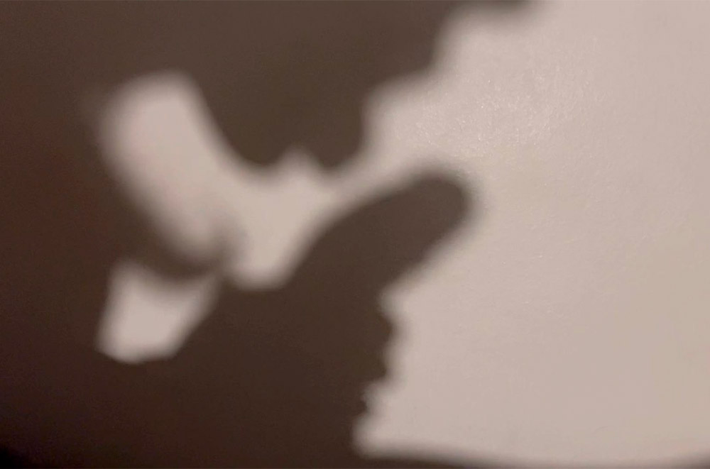 Sexo gay com funcionário no camarim