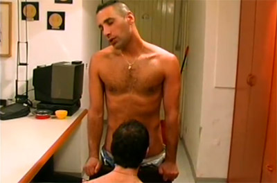 Trepada no apartamento